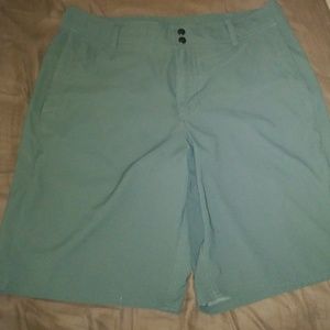 [Under Armour] Dark Olive Green Shorts